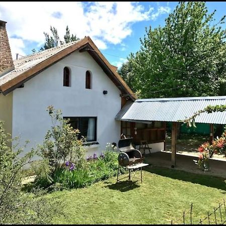 Вилла Casa Damiana Bariloche. Экстерьер фото